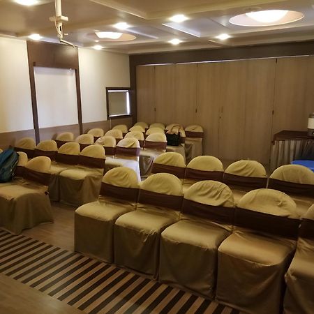 New Hotel Europa Inn راجكوت المظهر الخارجي الصورة