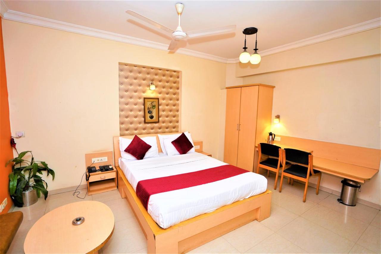 New Hotel Europa Inn راجكوت المظهر الخارجي الصورة
