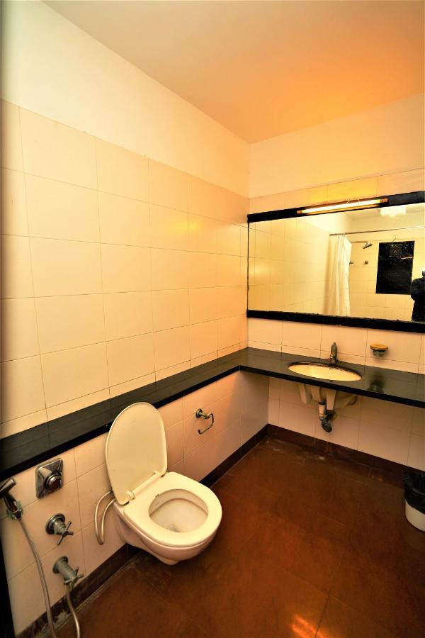 New Hotel Europa Inn راجكوت المظهر الخارجي الصورة