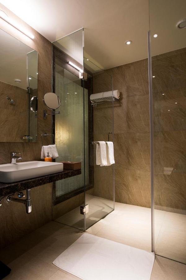 New Hotel Europa Inn راجكوت المظهر الخارجي الصورة