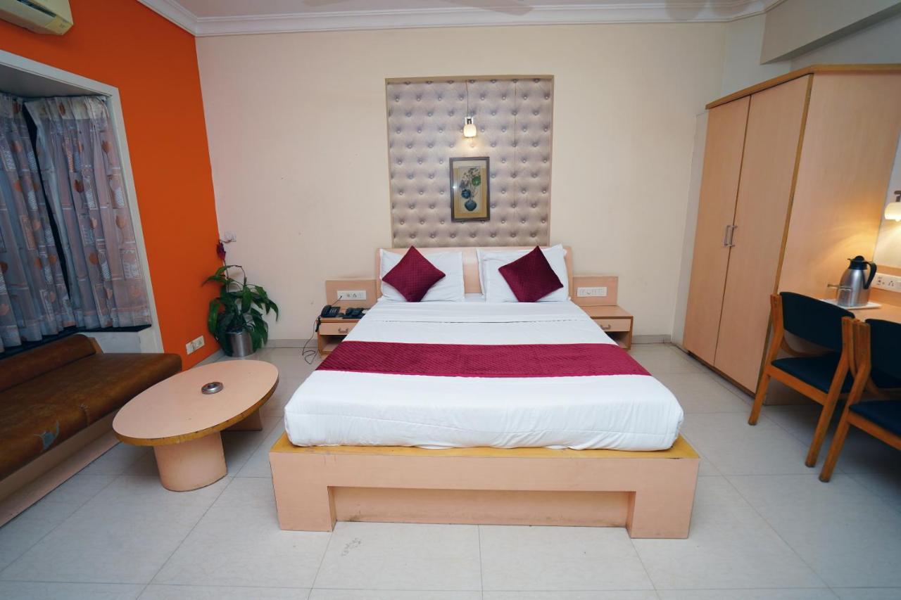 New Hotel Europa Inn راجكوت المظهر الخارجي الصورة