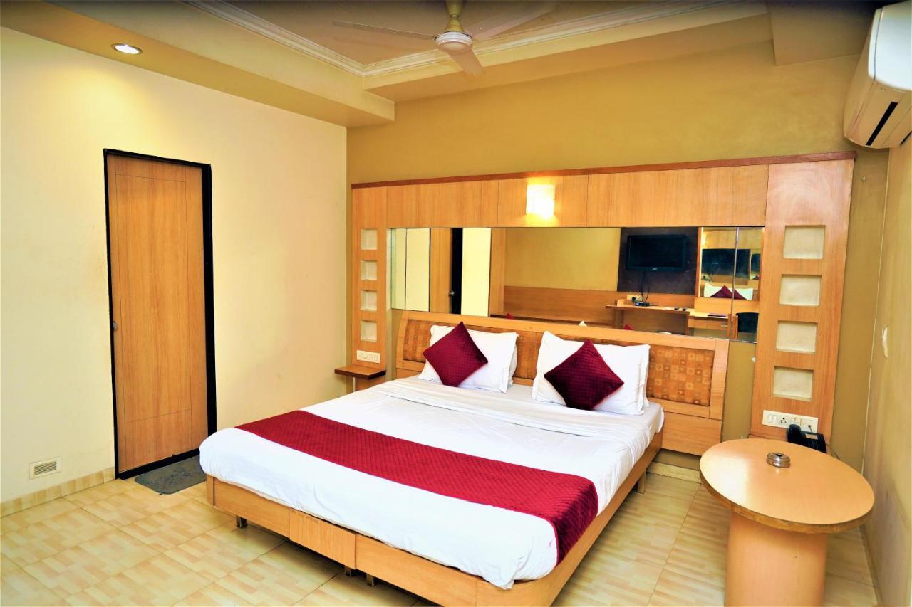 New Hotel Europa Inn راجكوت المظهر الخارجي الصورة