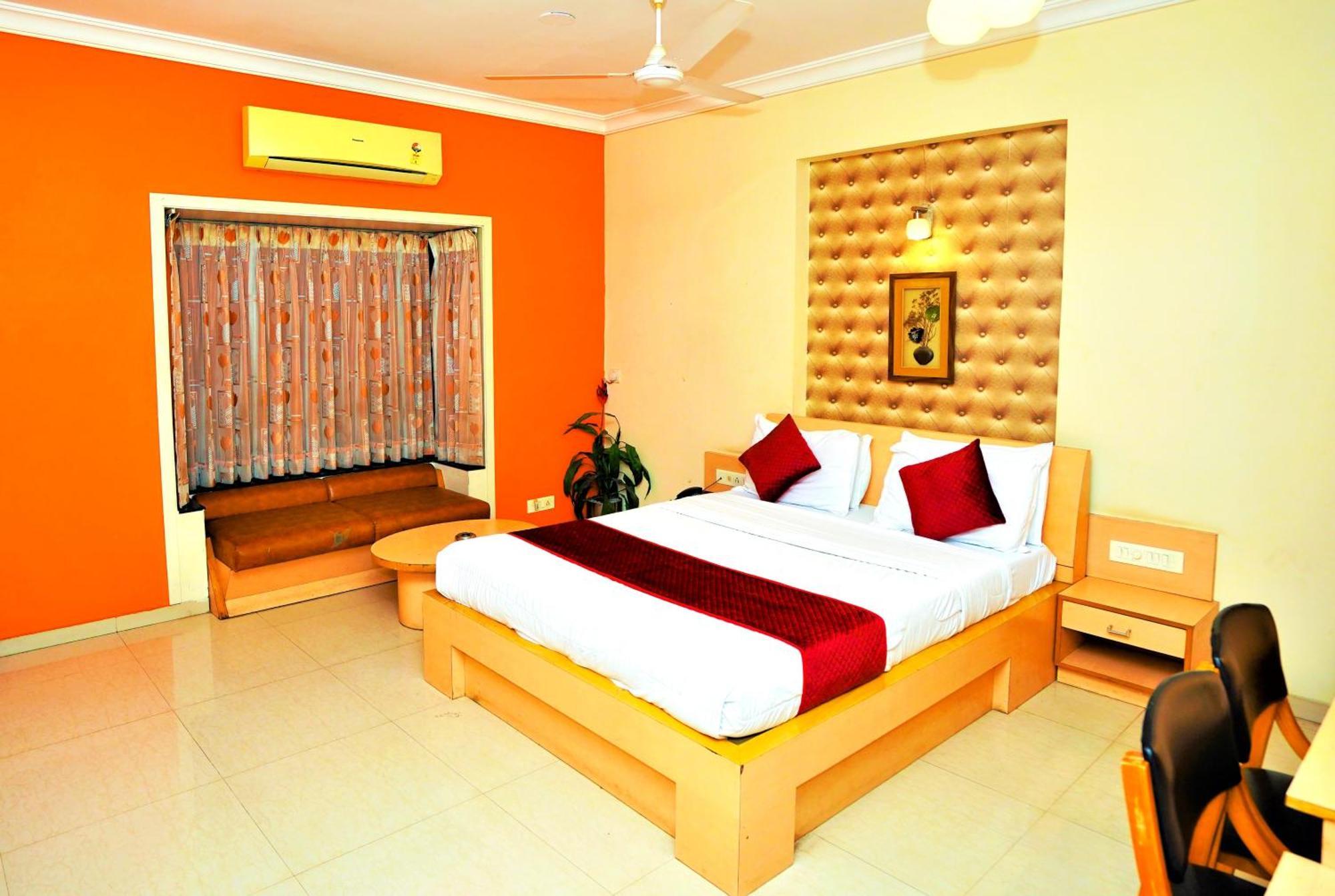 New Hotel Europa Inn راجكوت المظهر الخارجي الصورة