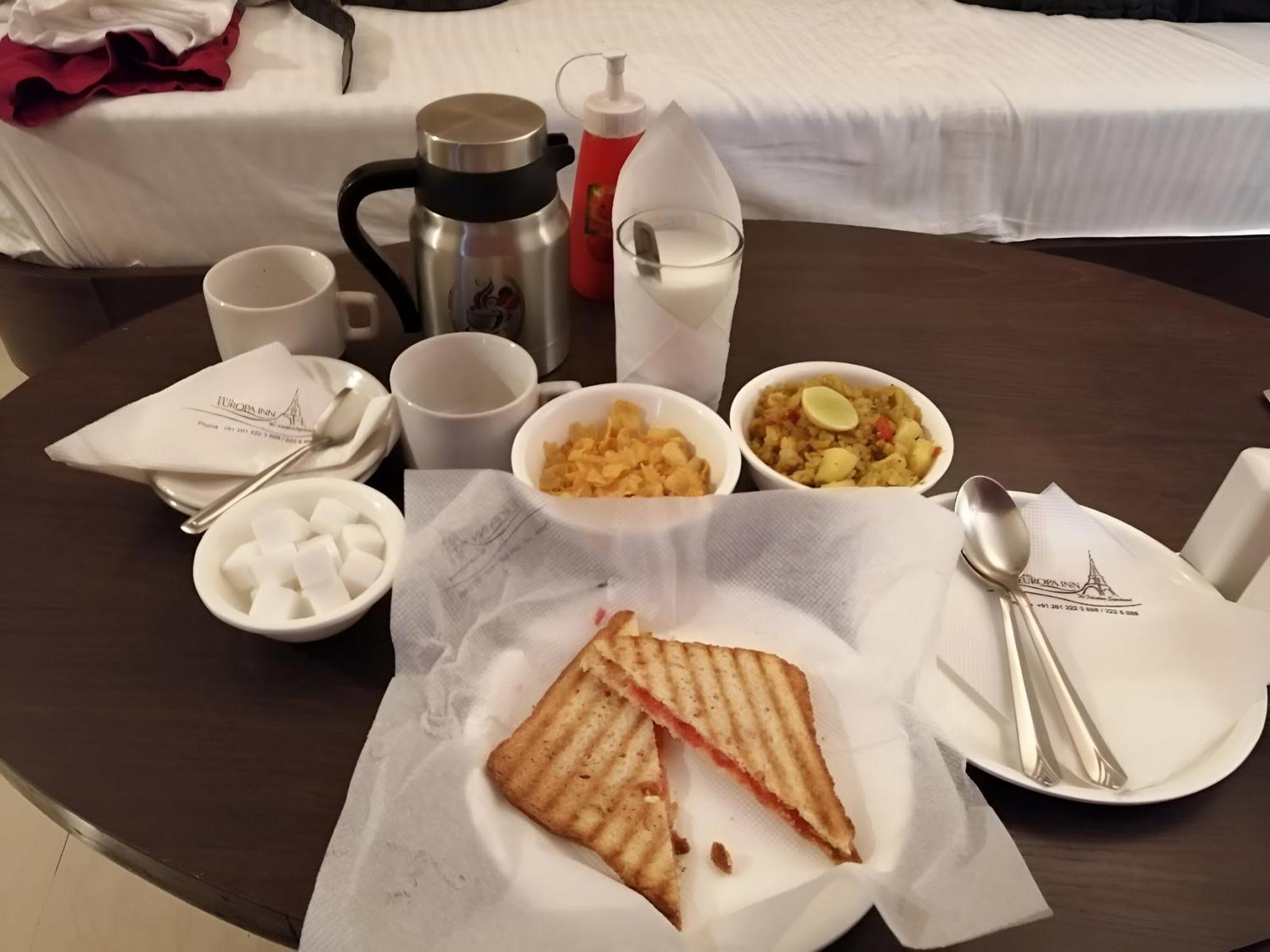 New Hotel Europa Inn راجكوت المظهر الخارجي الصورة